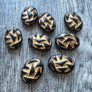 Black and Gold Czech Glass Oval Bead, Geometric Triangle Pattern, 8 Beads, 17 x 13mm
