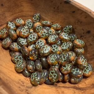 Amber Travertine & Metallic Green Shamrock Oval Czech Glass 10mm, Clover Bead, 15 beads - Image 3