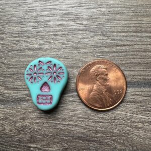 Czech Glass Sugar Skull Beads, Matte Turquoise with Metallic Magenta Wash, 4pcs, 20x17mm - Image 2